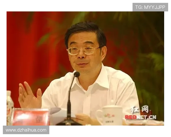 周强对话：回顾我的足球生涯与成长之路